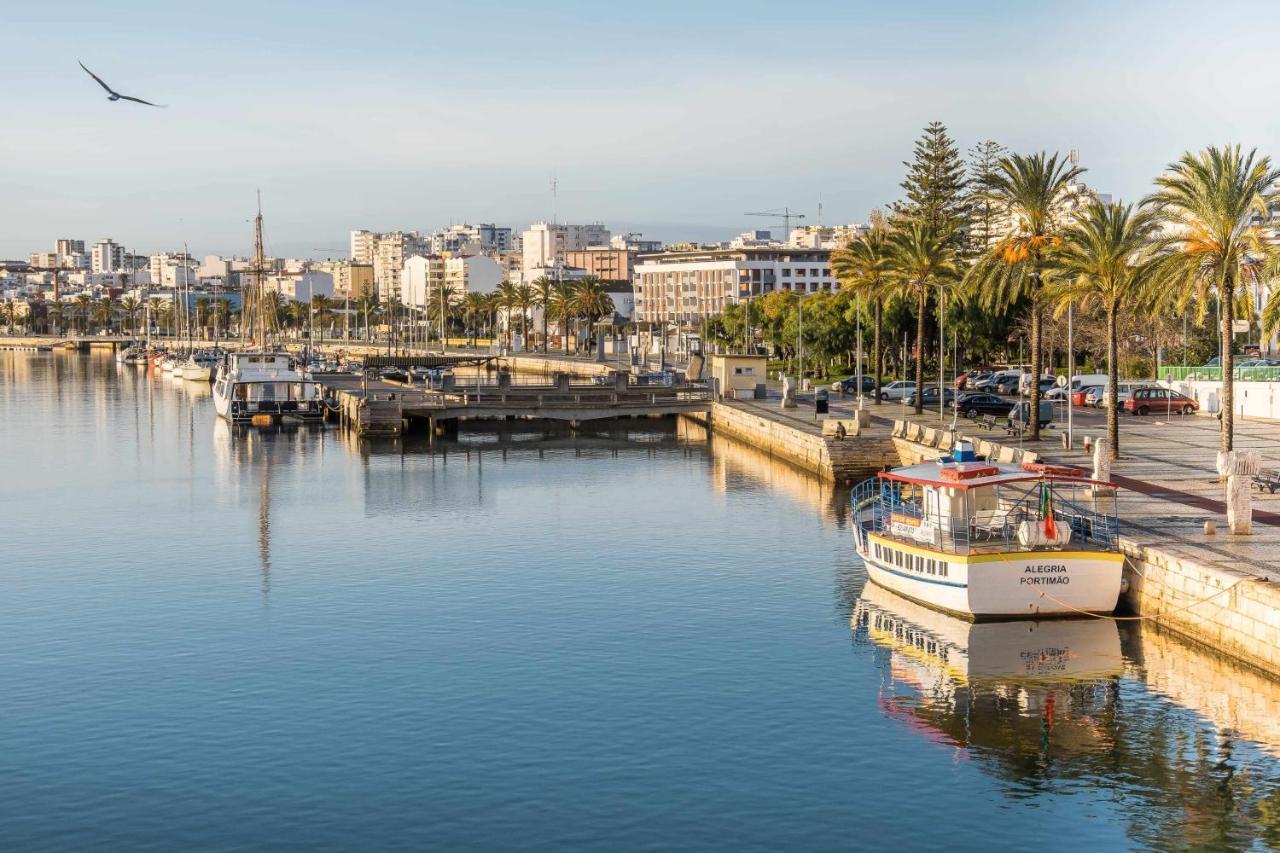 Apartamentos Torre Da Rocha Frente Ao Mar بورتيماو المظهر الخارجي الصورة