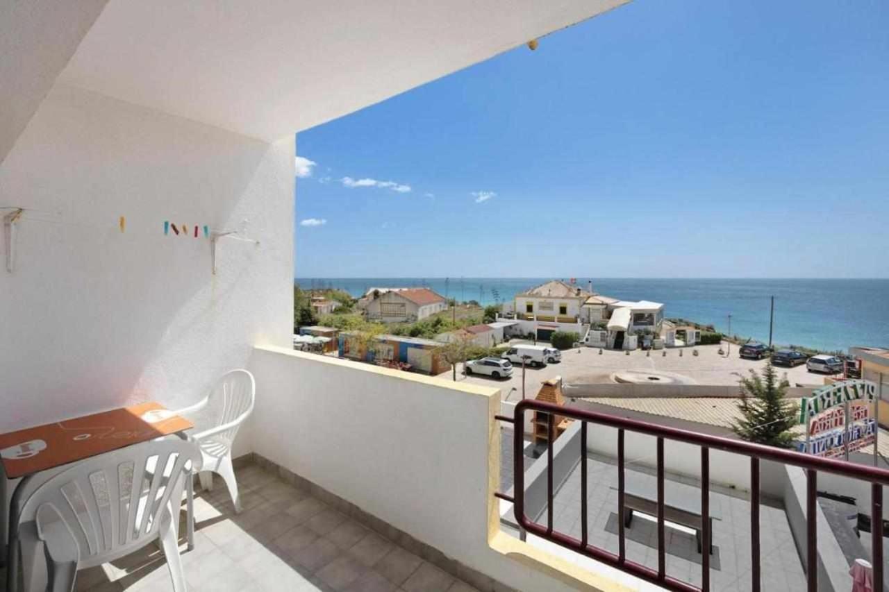 Apartamentos Torre Da Rocha Frente Ao Mar بورتيماو المظهر الخارجي الصورة