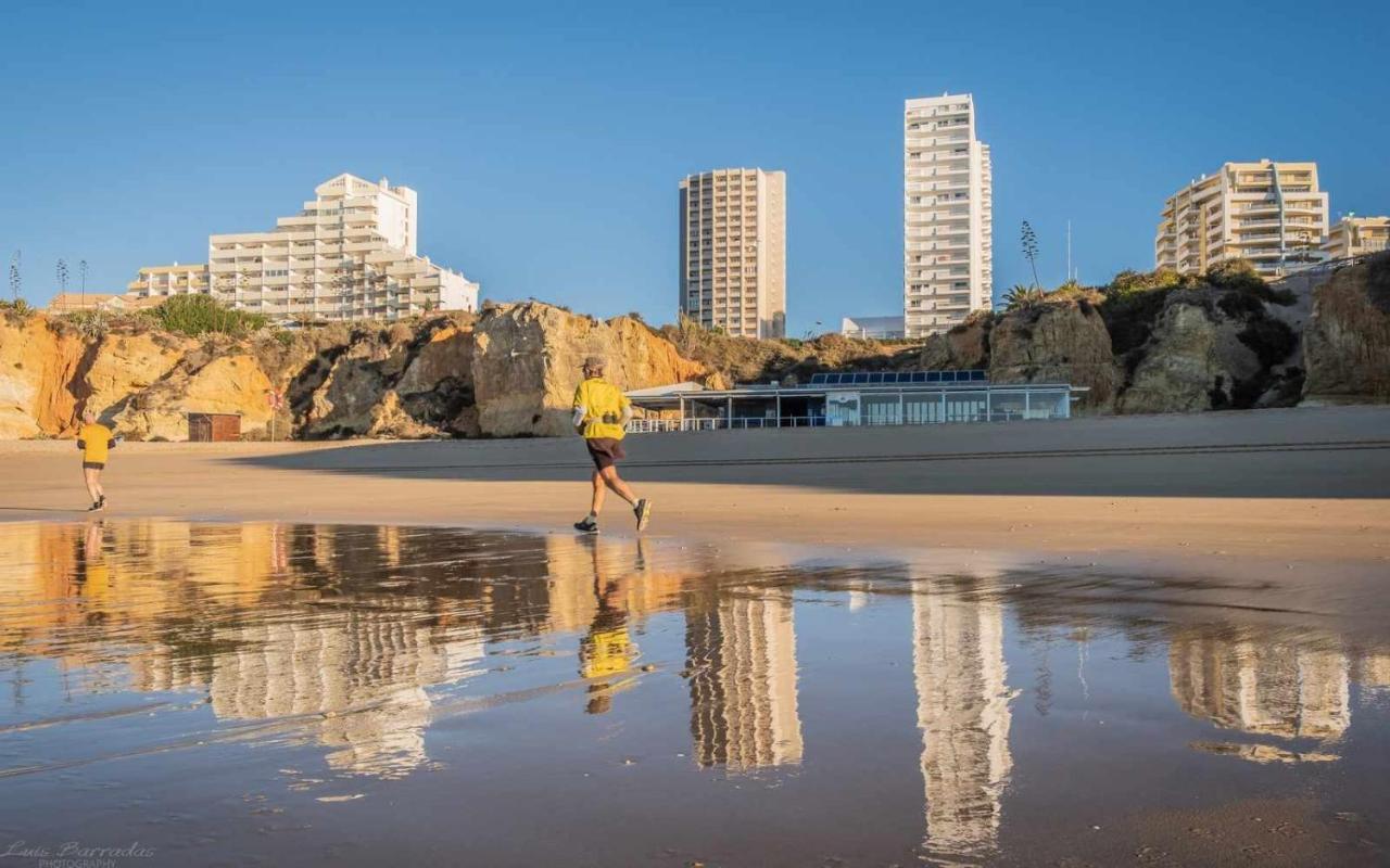 Apartamentos Torre Da Rocha Frente Ao Mar بورتيماو المظهر الخارجي الصورة
